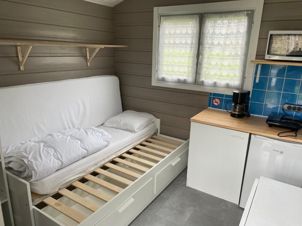 Camping Les Etoiles Saint-Sornin-Lavolps Zewnętrze zdjęcie