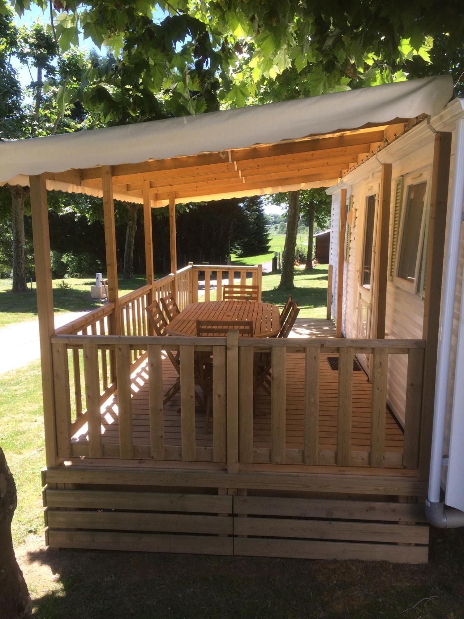 Camping Les Etoiles Saint-Sornin-Lavolps Zewnętrze zdjęcie