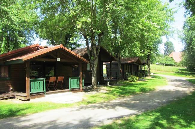Camping Les Etoiles Saint-Sornin-Lavolps Zewnętrze zdjęcie