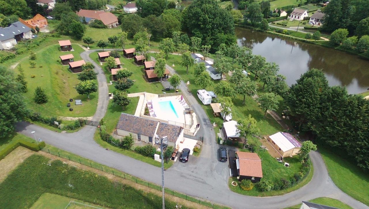 Camping Les Etoiles Saint-Sornin-Lavolps Zewnętrze zdjęcie